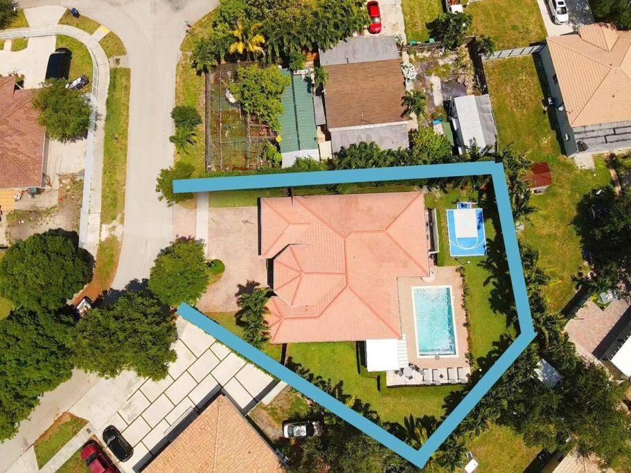 Miami 5Br Villa W Heated Pool, Games & Bbq L01 คัทเลอร์เบย์ ภายนอก รูปภาพ