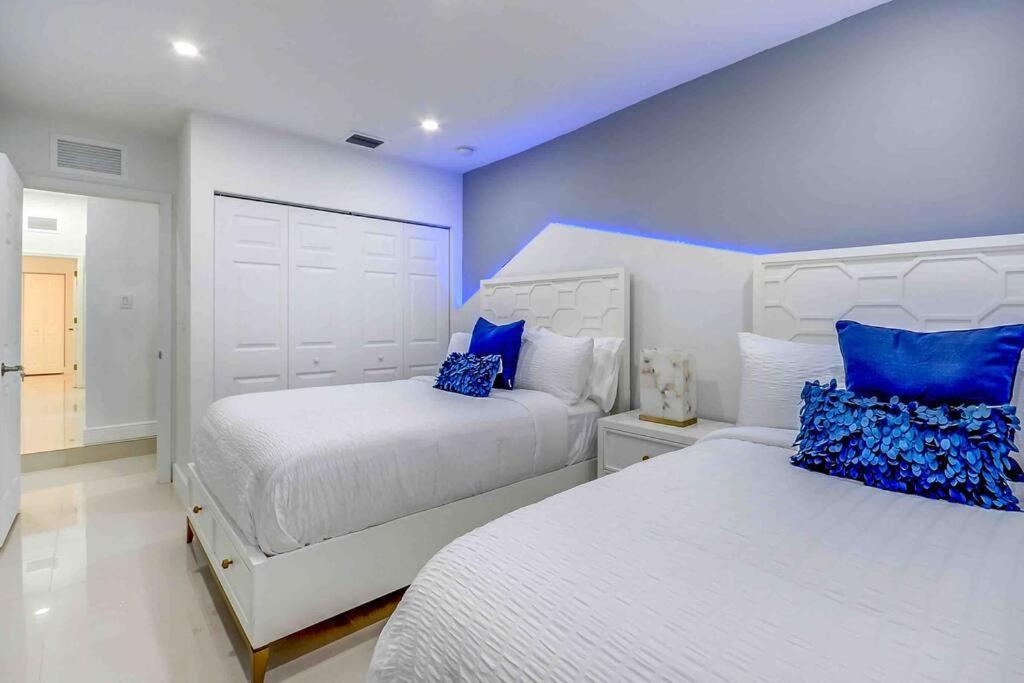 Miami 5Br Villa W Heated Pool, Games & Bbq L01 คัทเลอร์เบย์ ภายนอก รูปภาพ